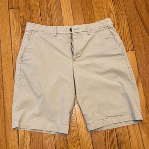 GAP Mens 10 Inch Shorts
